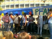 Abischerz vom Ohm (Lieblingsabiturientin in der Mitte)