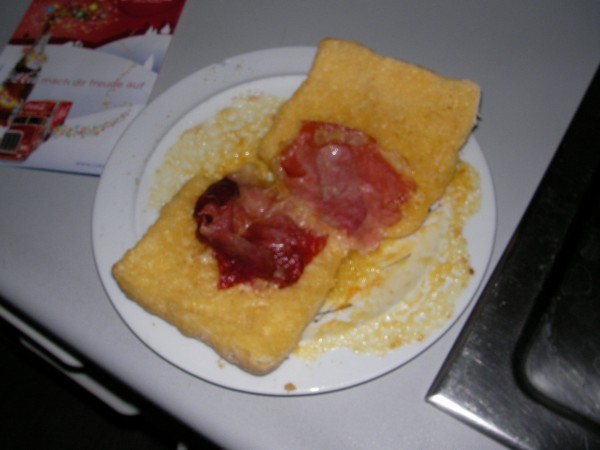 Käsebrot in der Mikrowelle